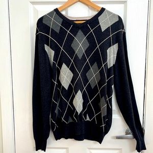 Men’s Gray Argyle Sweater Size M